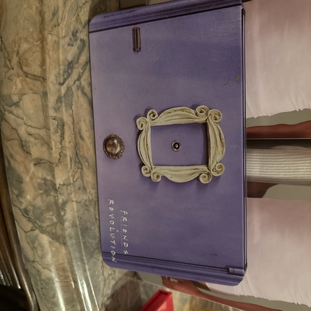 Revolution Forever Flawless Purple Palette